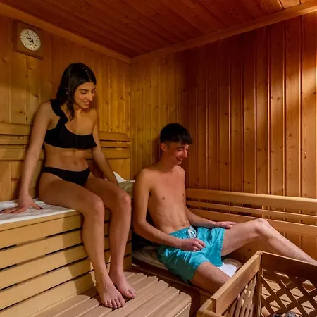 Flos Hotel Moena